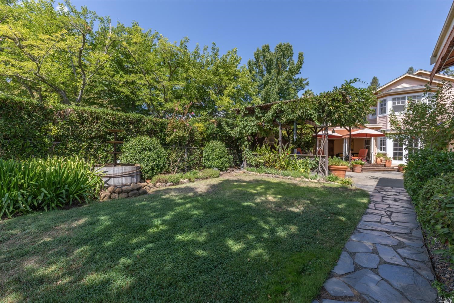 1655 Scott Street St. Helena, CA 94574 - Photo 35 of 38