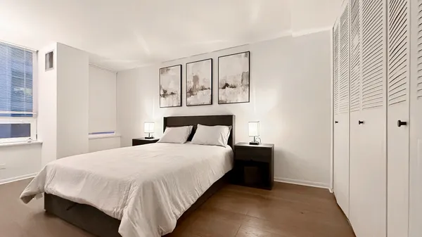 $2,450 | 233 East Erie Street, Unit 1703, Chicago, IL 60611