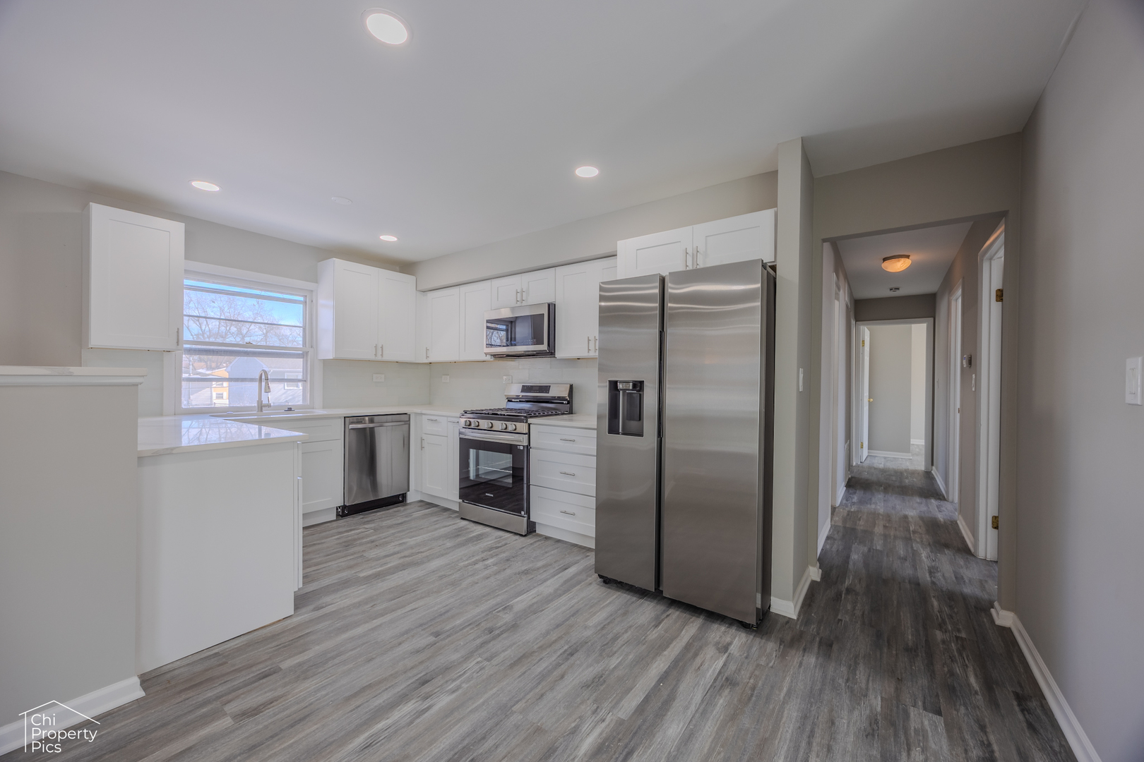 6967 Hemlock Street Hanover Park, IL 60133 - Photo 9 of 27