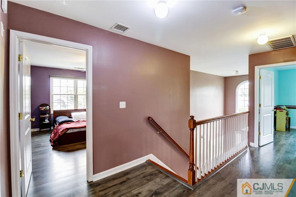 950 New Dover Road Edison, NJ 08820 - Photo 13 of 35 Gallery Image 13