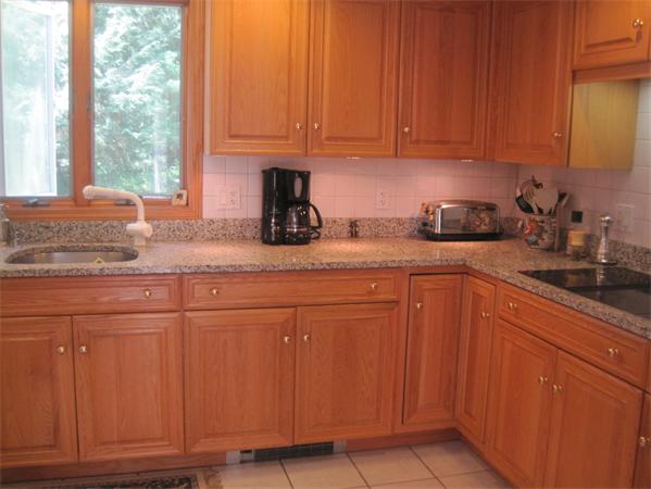 1 Alexandra Road Lynnfield, MA 01940 - Photo 3 of 20 Gallery Image 3