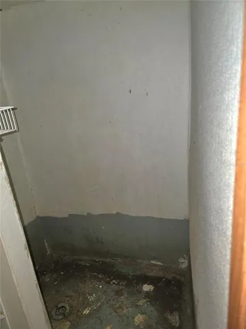 $180,000 | 327 South Miami Street, Lake Wales, FL 33853