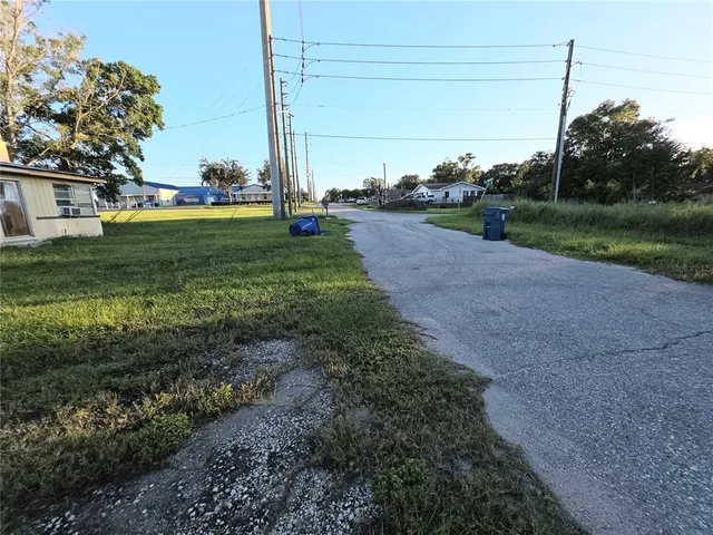 $180,000 | 327 South Miami Street, Lake Wales, FL 33853