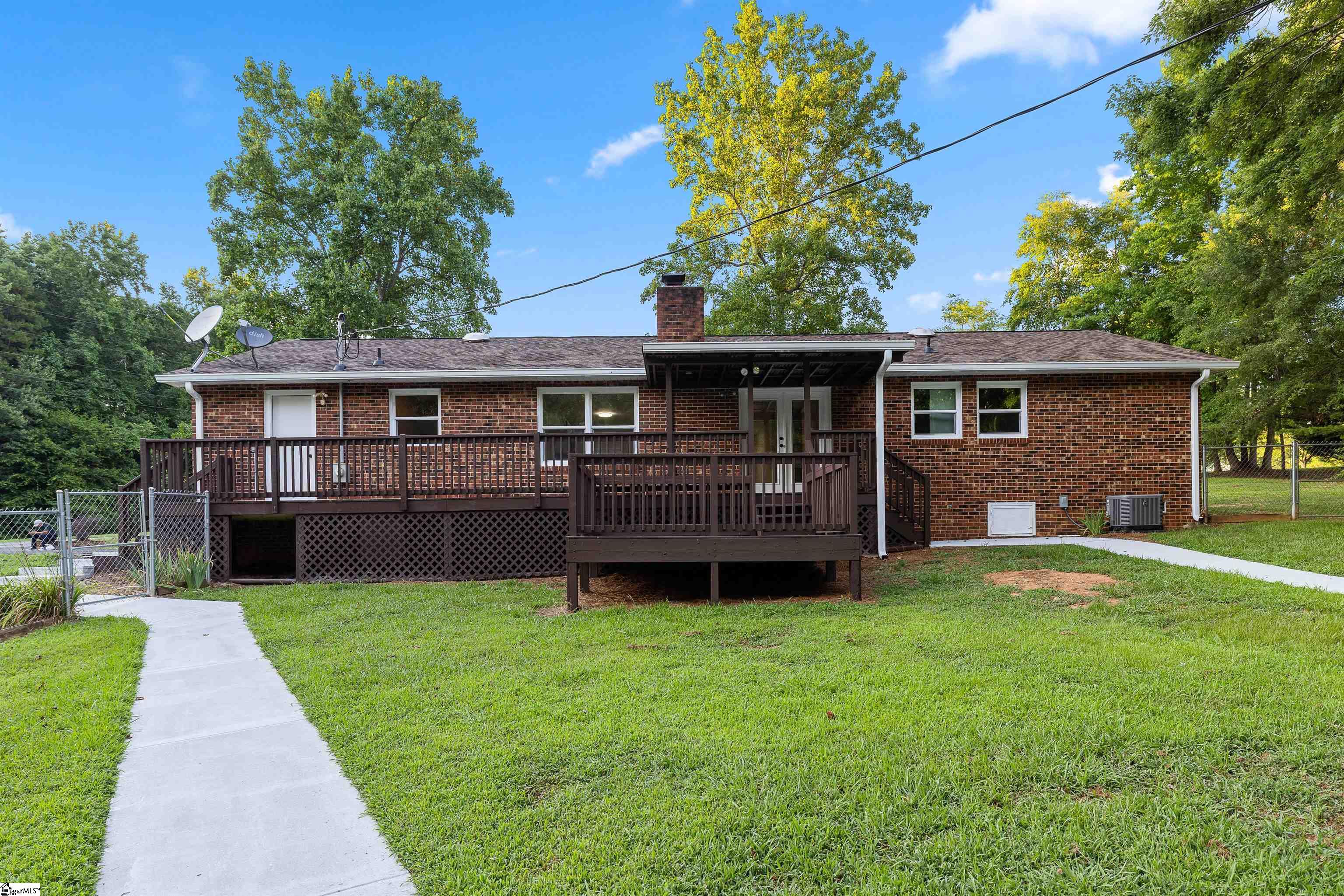 205 State Rd S-42-4322 Chesnee, SC 29323 - Photo 9 of 35