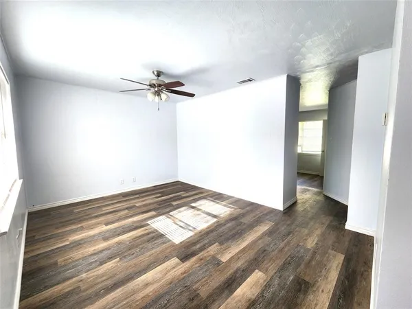 $2,100 | 3604 Valley View Road, Denton, TX 76209