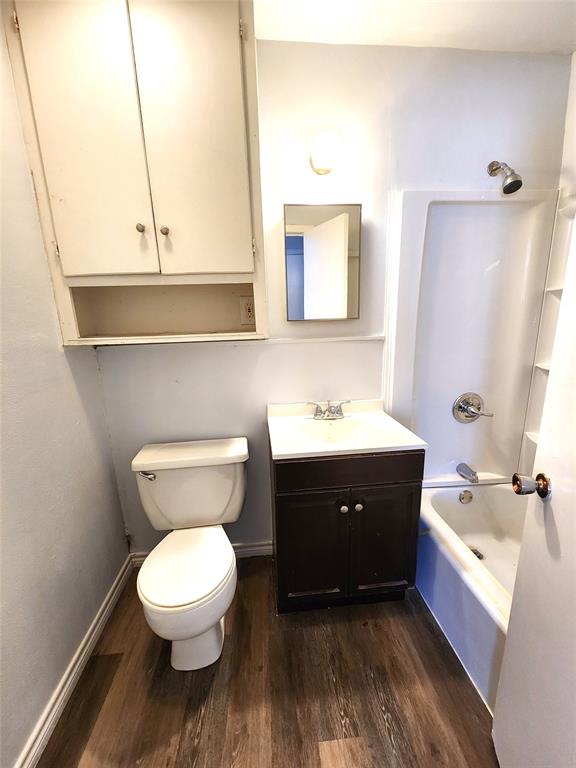3604 Valley View Road Denton, TX 76209 - Photo 3 of 13