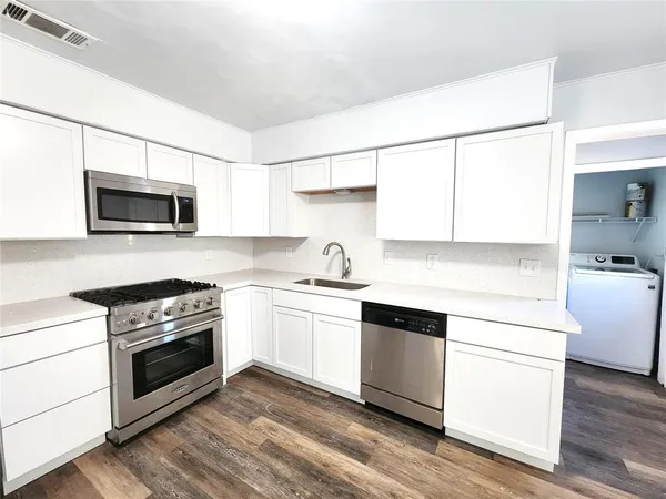 $2,100 | 3604 Valley View Road, Denton, TX 76209