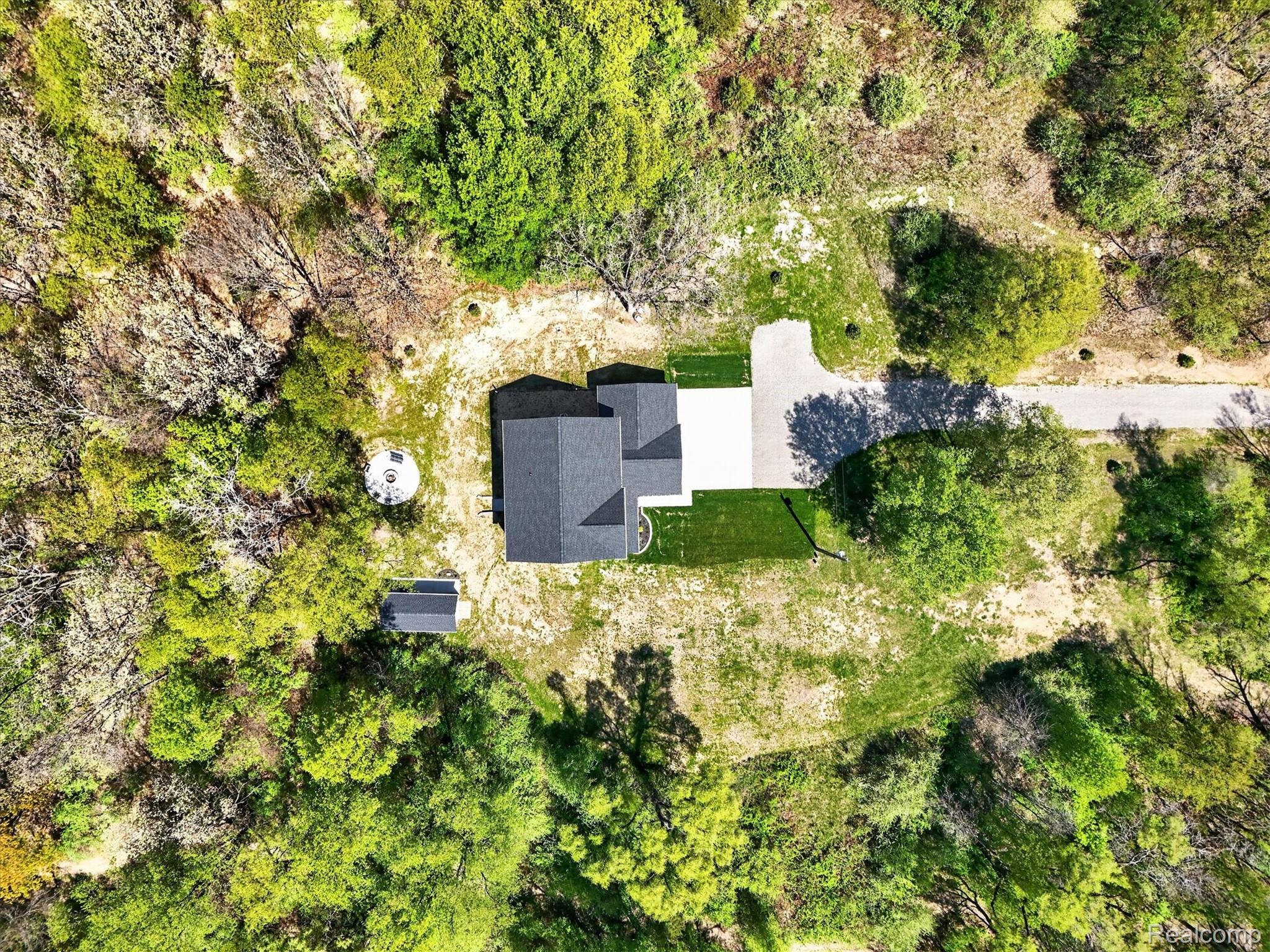 8130 Hinchey Road Pinckney, MI 48169 - Photo 59 of 62 View from above of property
