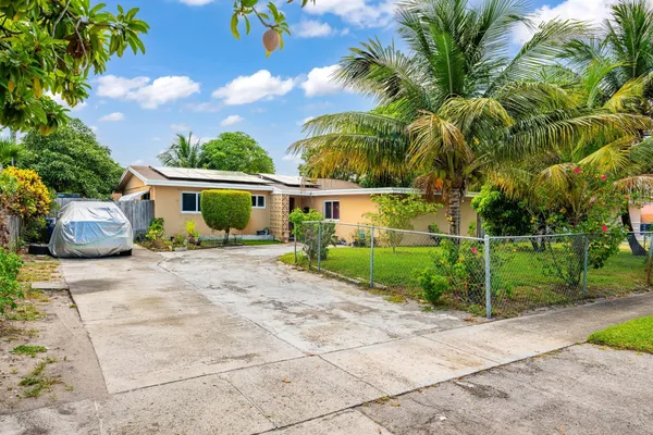 $490,000 | 2651 Northwest 42nd Avenue, Lauderhill, FL 33313