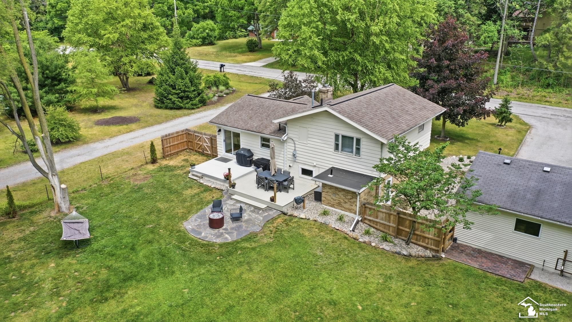 4021 Section Road Lambertville, MI 48144 - Photo 4 of 77