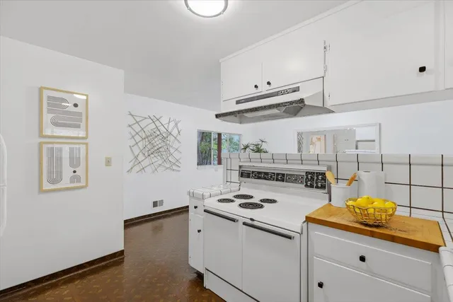 $2,999,000 | 13910 Ravenwood Drive, Saratoga, CA 95070