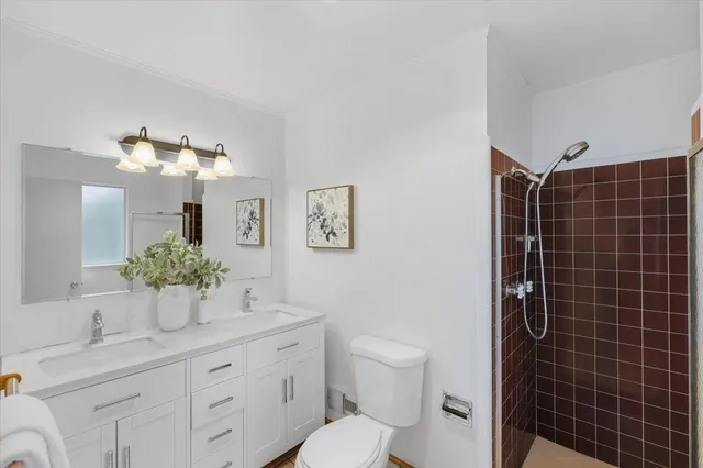 $2,999,000 | 13910 Ravenwood Drive, Saratoga, CA 95070