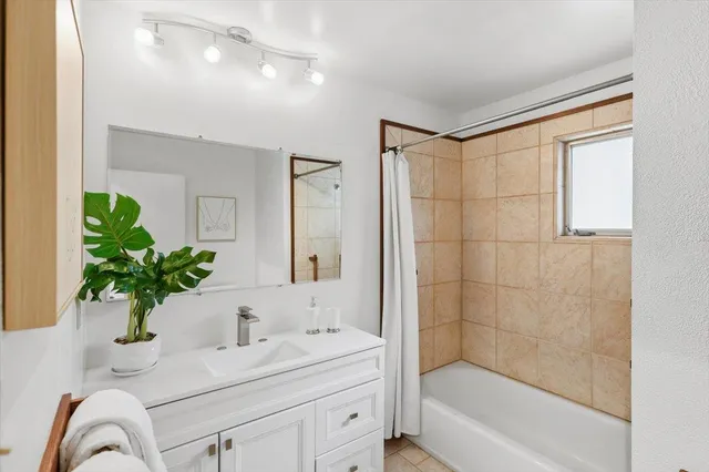 $2,999,000 | 13910 Ravenwood Drive, Saratoga, CA 95070