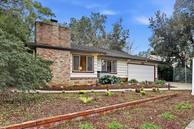 $2,999,000 | 13910 Ravenwood Drive, Saratoga, CA 95070