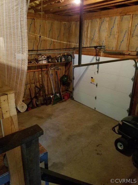 4101 Bridgewood Road Midlothian, VA 23112 - Photo 25 of 32 Garage