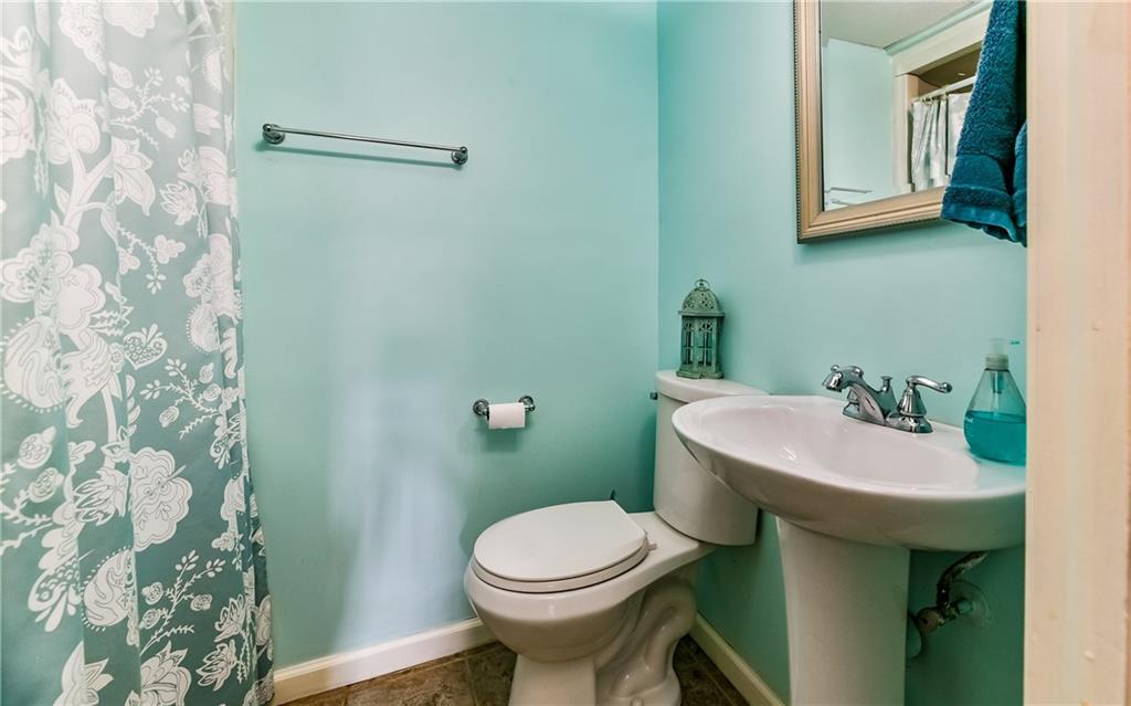 2242 Kingridge Road Pittsburgh, PA 15237 - Photo 22 of 24 Gallery Image 22