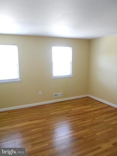 661 Queensgate Road Baltimore, MD 21229 - Photo 2 of 21 Bedroom