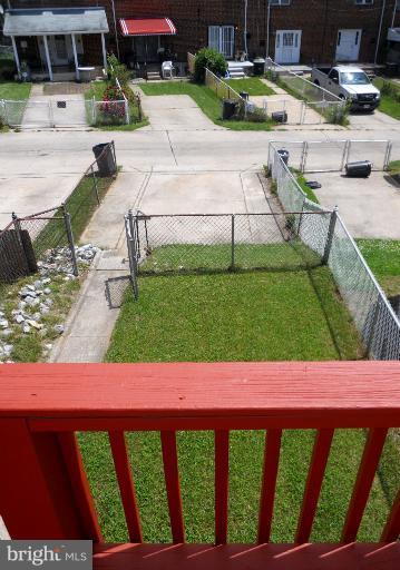 661 Queensgate Road Baltimore, MD 21229 - Photo 19 of 21 Exterior (Rear)