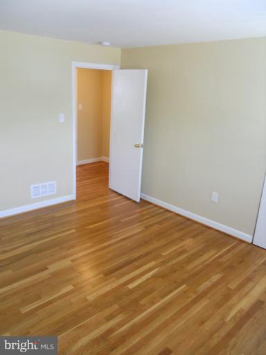 661 Queensgate Road Baltimore, MD 21229 - Photo 20 of 21 Bedroom