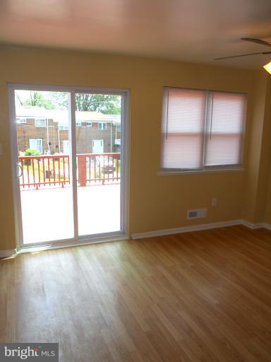 661 Queensgate Road Baltimore, MD 21229 - Photo 8 of 21 Kitchen