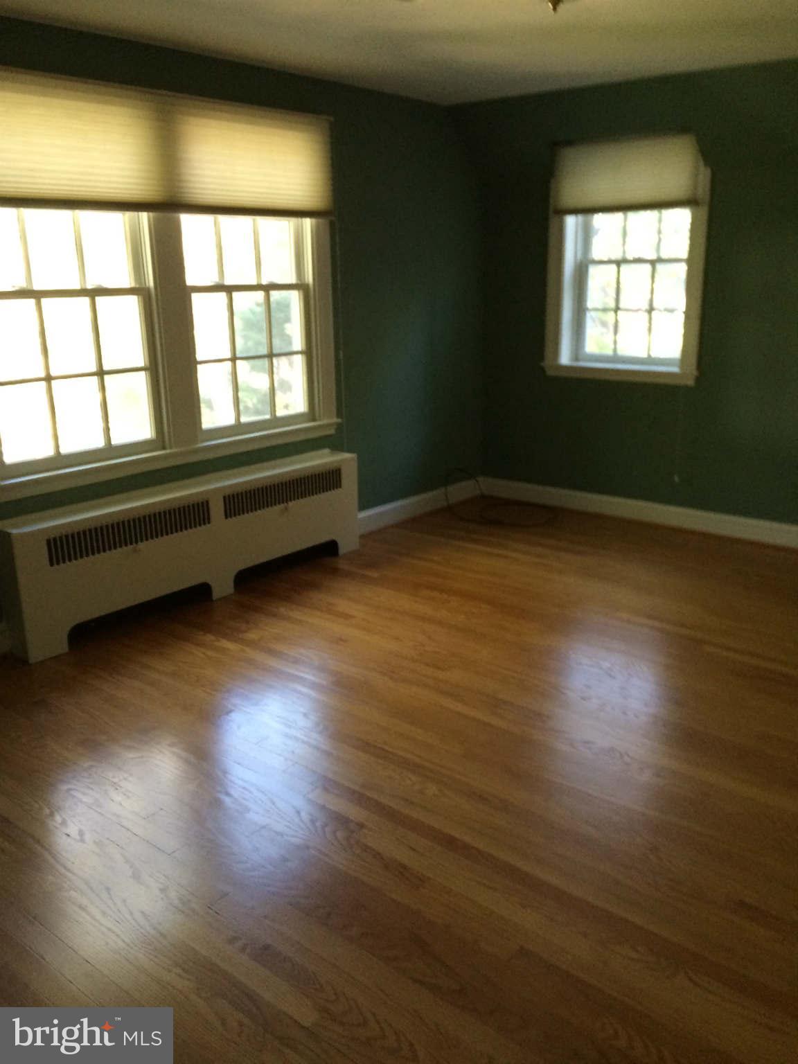 4001 Roundtop Road Baltimore, MD 21218 - Photo 18 of 30 Master bedroom with jack/jill bath.