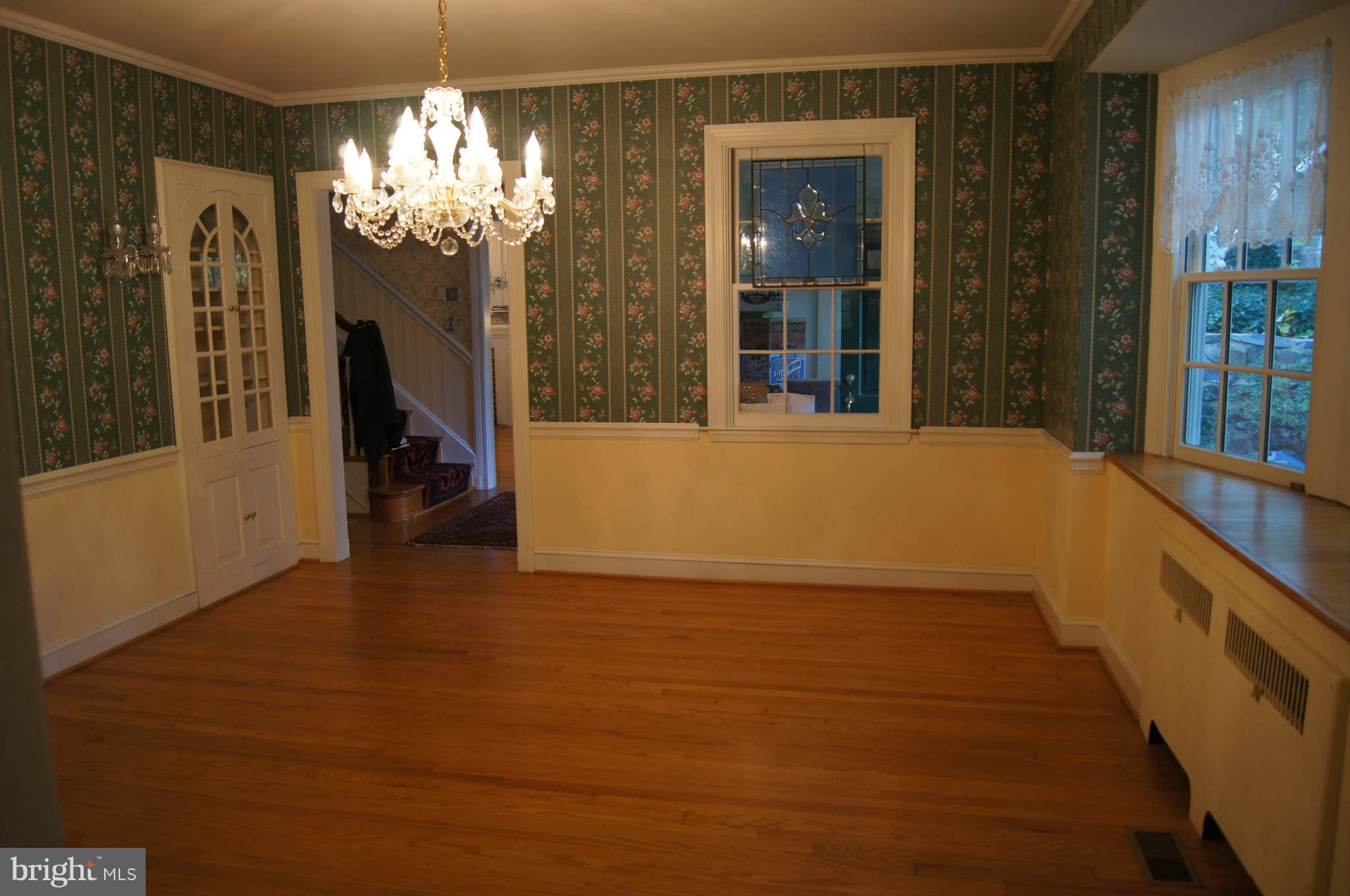 4001 Roundtop Road Baltimore, MD 21218 - Photo 10 of 30 Built in china cabinet. This room leads to fam rm.