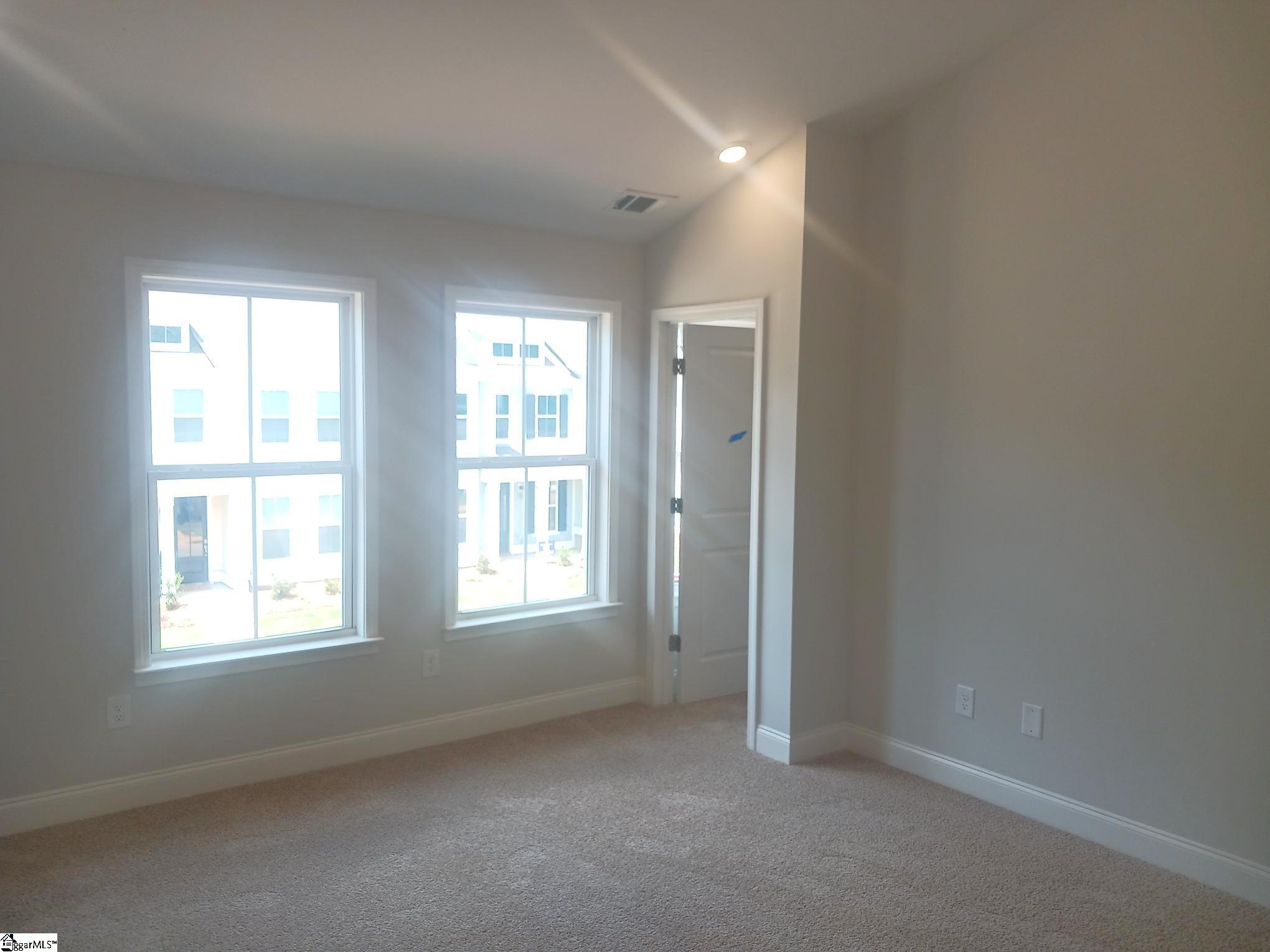 404 Encampment Boulevard Simpsonville, SC 29681 - Photo 18 of 33