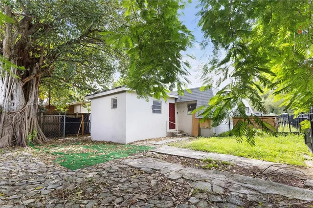 $450,000 | 4201 Northwest 25th Avenue, Miami, FL 33142