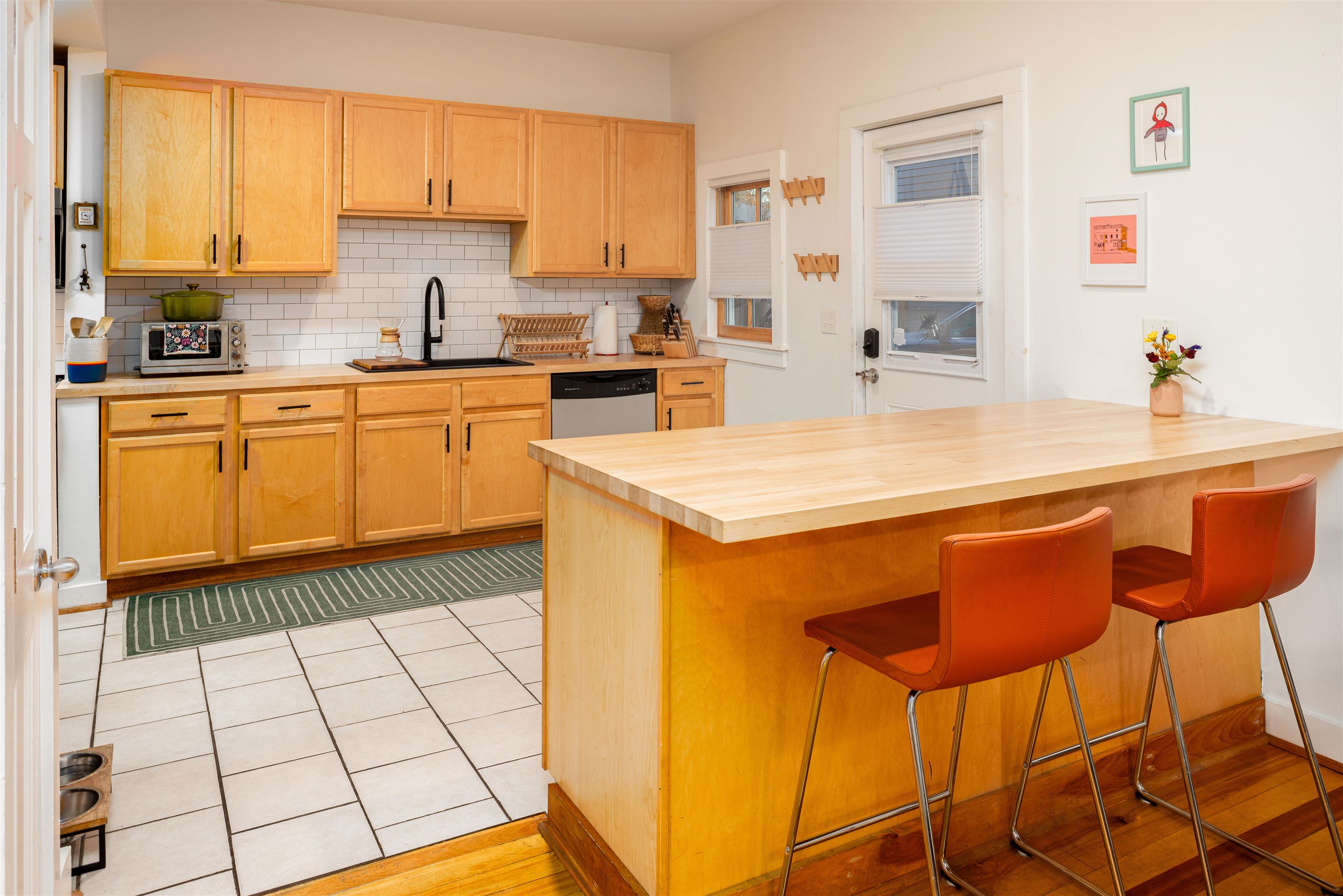 44 Marble Avenue, Unit 1 Burlington, VT 05401 - Photo 10 of 28