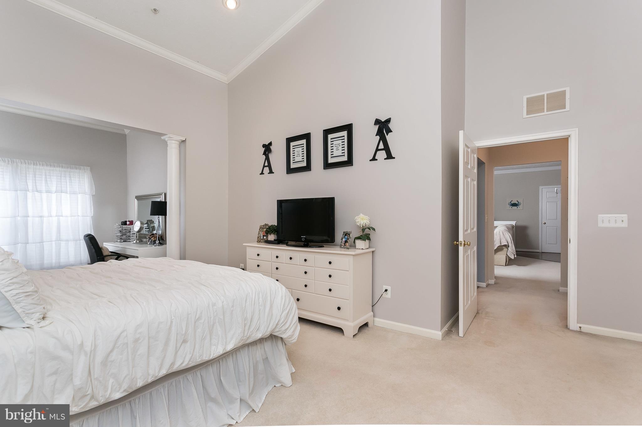 9511 Kingscroft Terrace, Unit R Perry Hall, MD 21128 - Photo 22 of 30 Bedroom