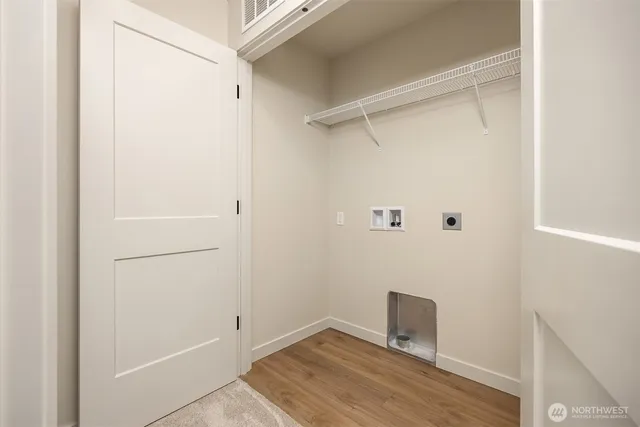 $695,000 | 23 Beargrass Lane Northeast, Poulsbo, WA 98370