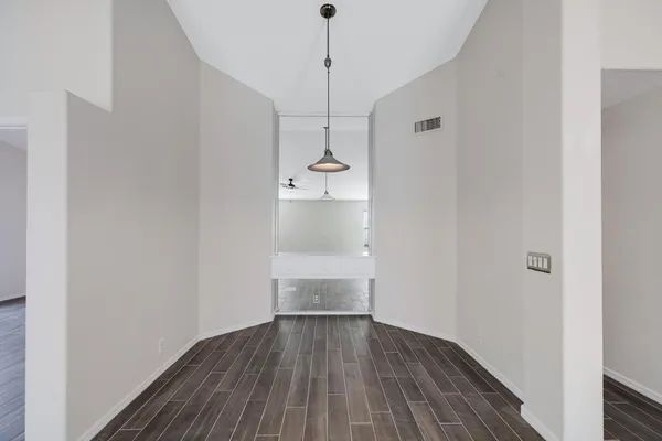 $2,100 | 302 North Hudson Place, Chandler, AZ 85225
