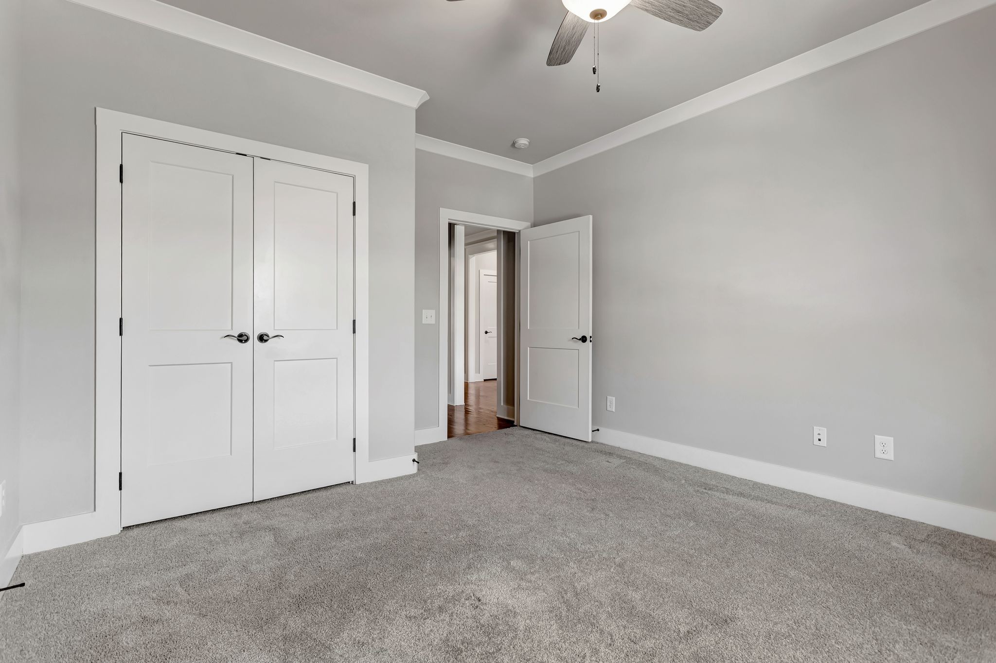 4050 Kiskadee Ln Spring Hill Spring Hill, TN 37174 - Photo 25 of 36 an empty room with a ceiling fan