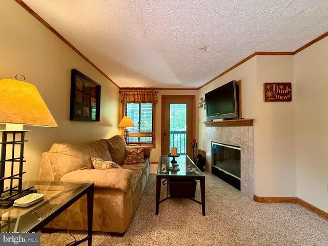 $96,000 | 143 East Valley Point Lane, Unit 1323, Claysburg, PA 16625