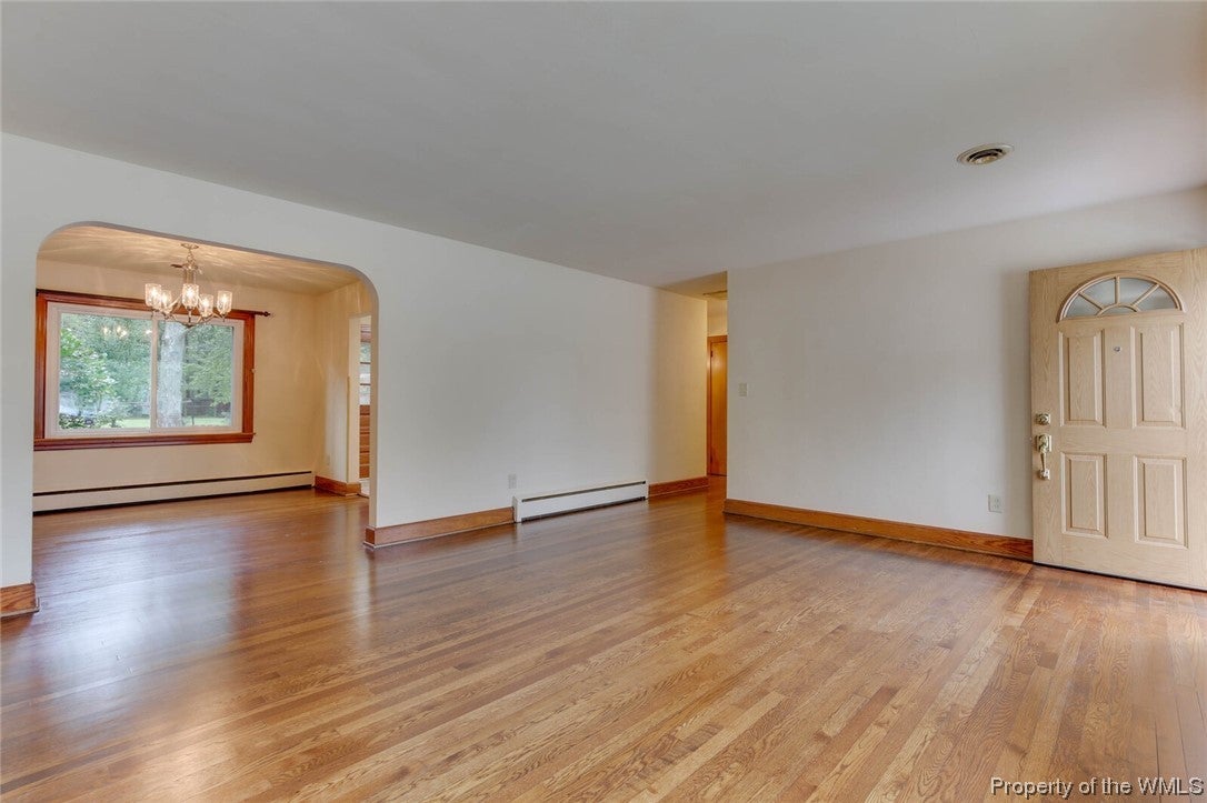 137 Saunders Road Hampton, VA 23666 - Photo 8 of 34 Gallery Image 8