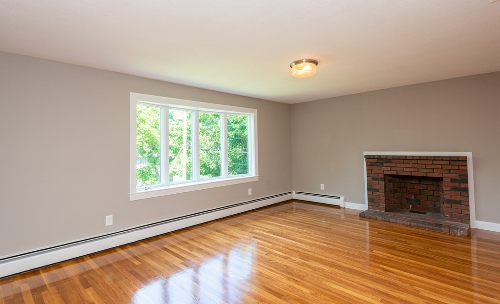 8 Glen Road Peabody, MA 01960 - Photo 14 of 40