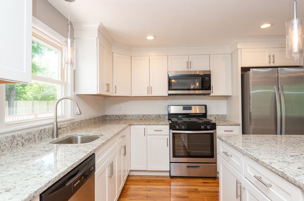 8 Glen Road Peabody, MA 01960 - Photo 28 of 40