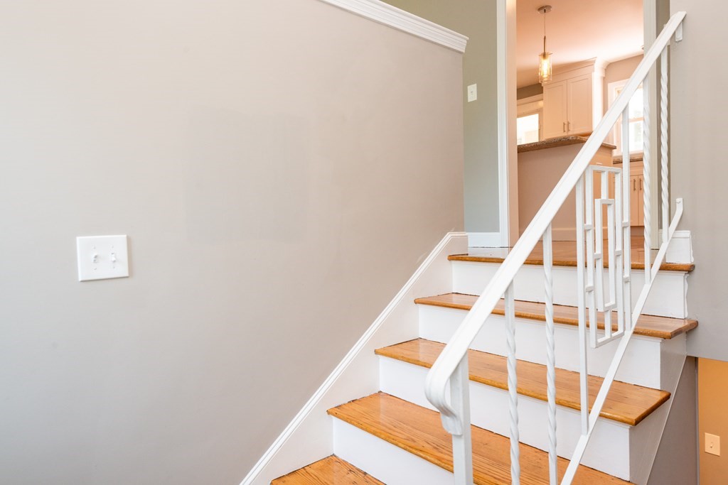 8 Glen Road Peabody, MA 01960 - Photo 32 of 40