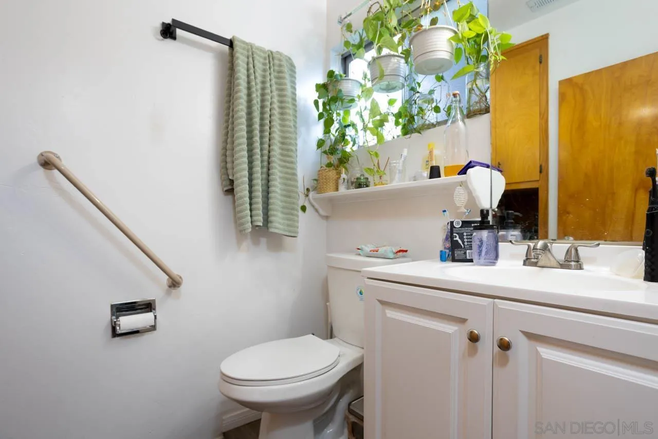 4065 Bancroft Drive Spring Valley, CA 91977 - Photo 28 of 47