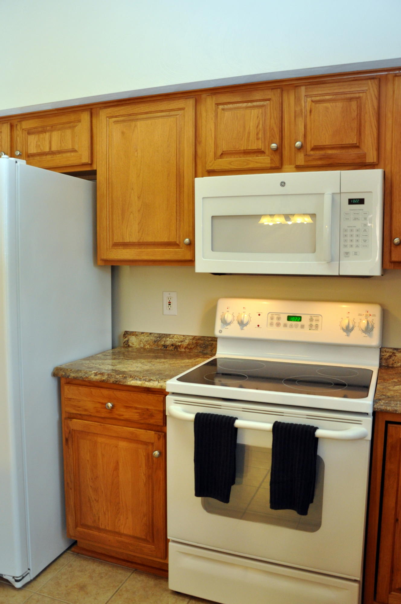 5905 Huntridge Road Roanoke, VA 24019 - Photo 22 of 58 KITCHEN