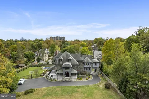 a view of a city with lawn chairs