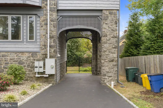 $2,196,000 | 662 South Highland Avenue, Merion Station, PA 19066