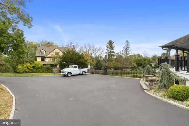 $2,196,000 | 662 South Highland Avenue, Merion Station, PA 19066