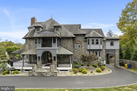 $2,196,000 | 662 South Highland Avenue, Merion Station, PA 19066