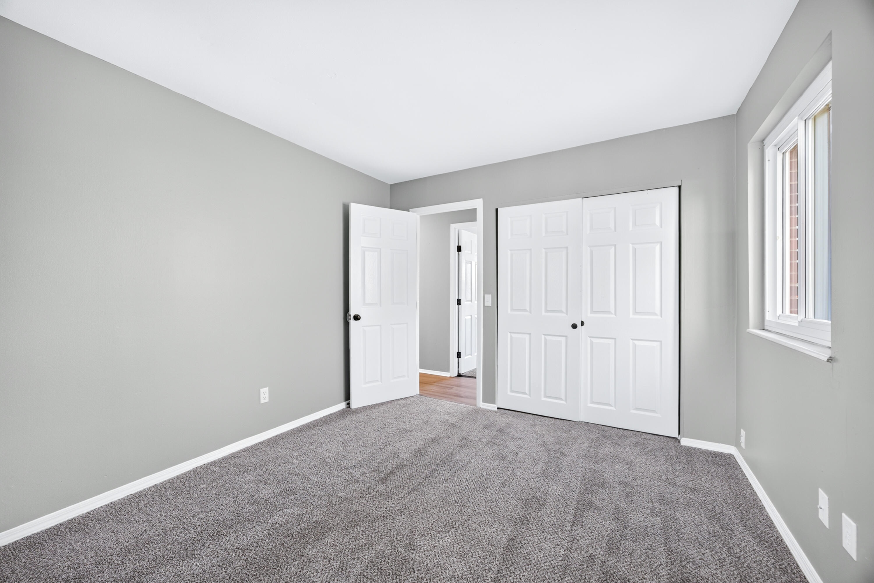 3750 Autumn Road Elsmere, KY 41018 - Photo 20 of 29 Primary bedroom