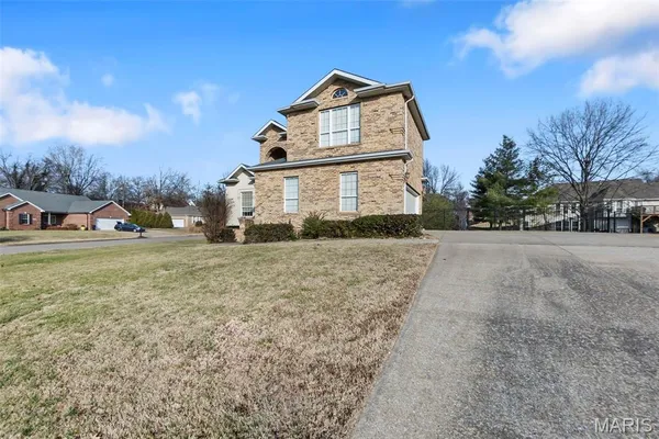 $425,000 | 2062 Concord Place, Cape Girardeau, MO 63701