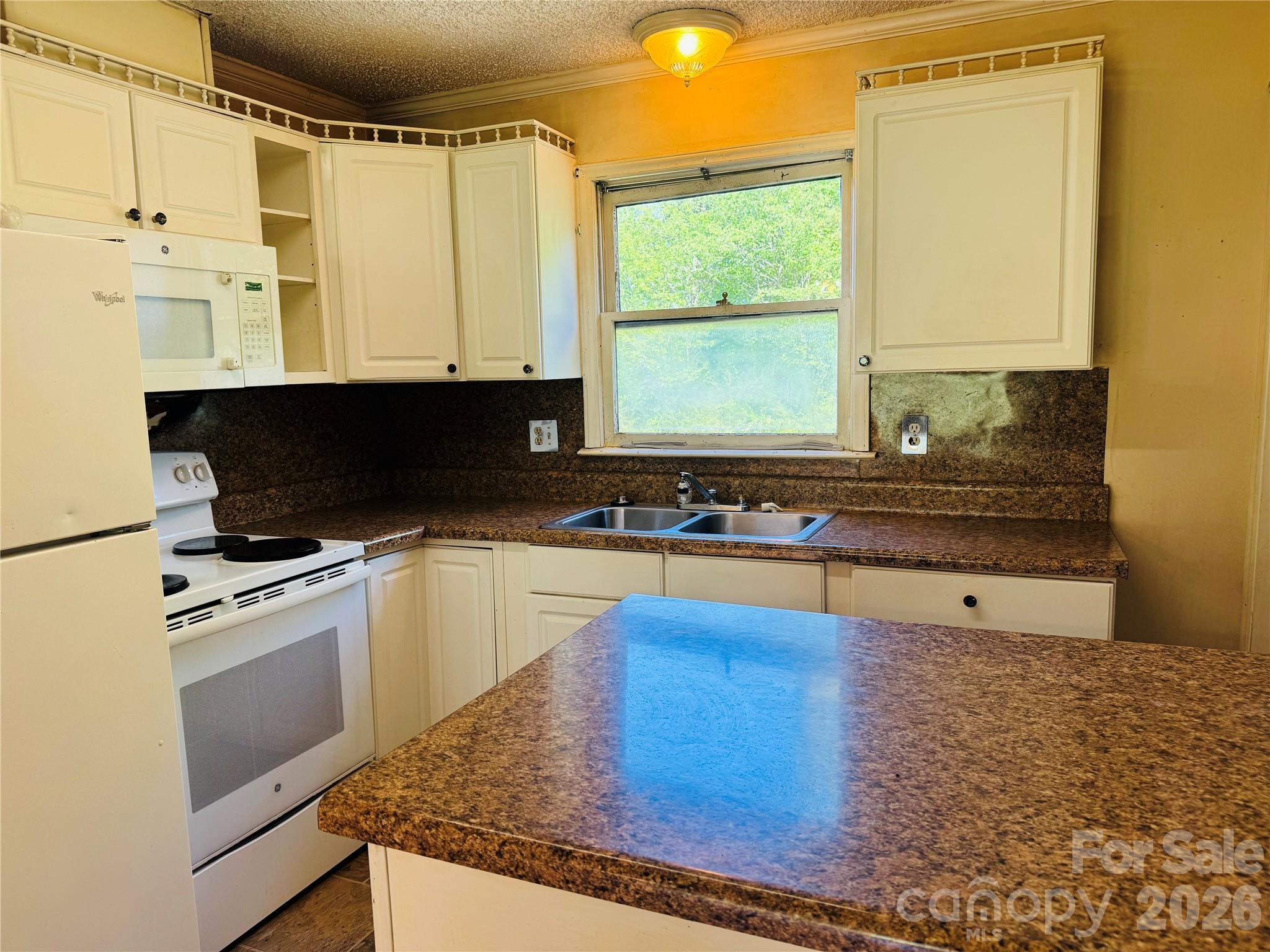 448 Tot Dellinger Road Cherryville, NC 28021 - Photo 4 of 8