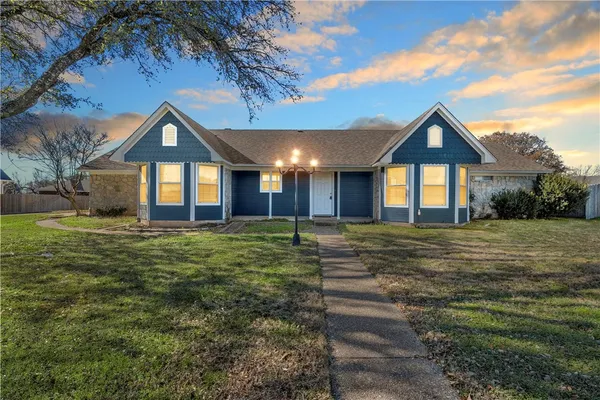 $289,000 | 216 Timberview Drive, Waco, TX 76705