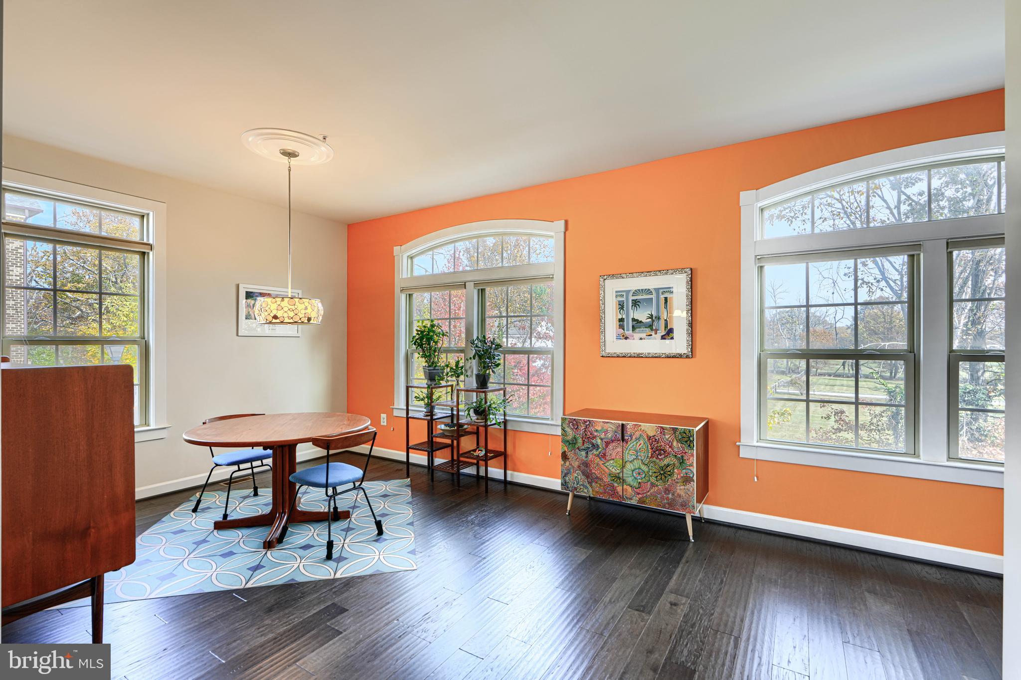 30 Wedge Way, Unit 12 Baltimore, MD 21208 - Photo 20 of 42 a living room with furniture and a window