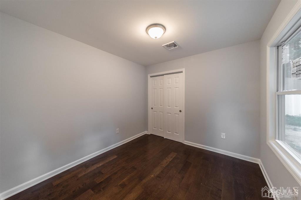 107 Winthrop Road Edison, NJ 08817 - Photo 18 of 38 an empty room with a window